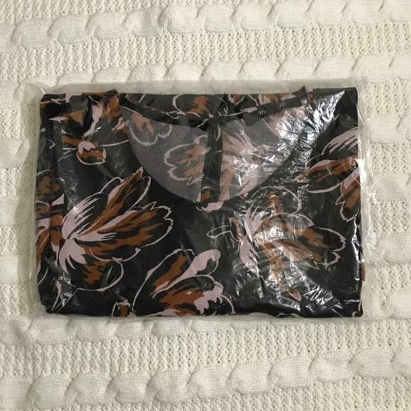 NWOT Madewell Cuffed Sleeve Shirred Floral Top in Duskblossom - Picture 3 of 3